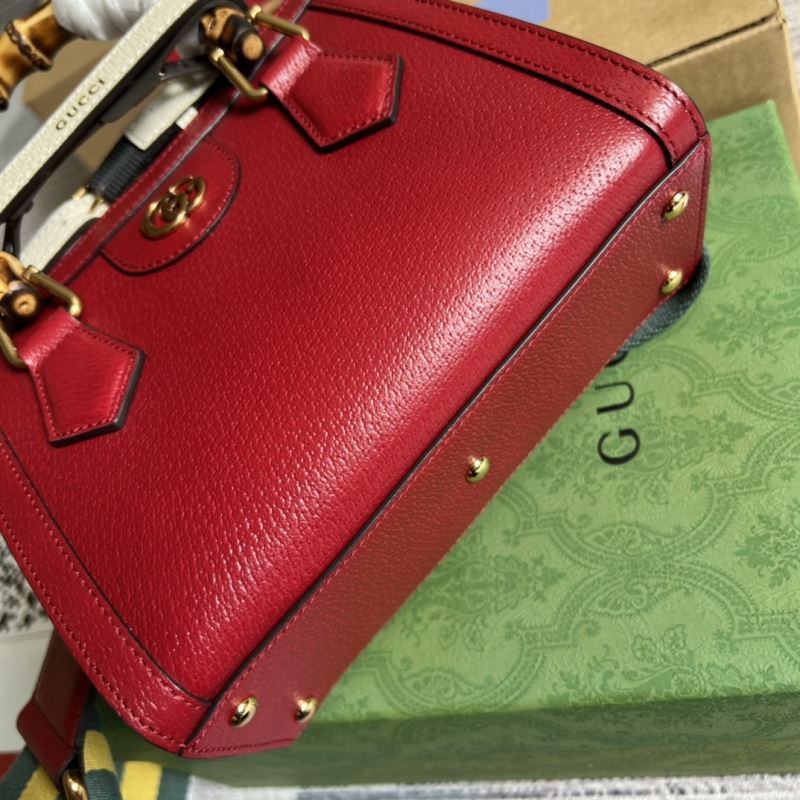 Gvc*1 tote bags